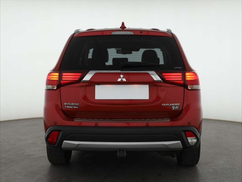 Mitsubishi Outlander, 2017
