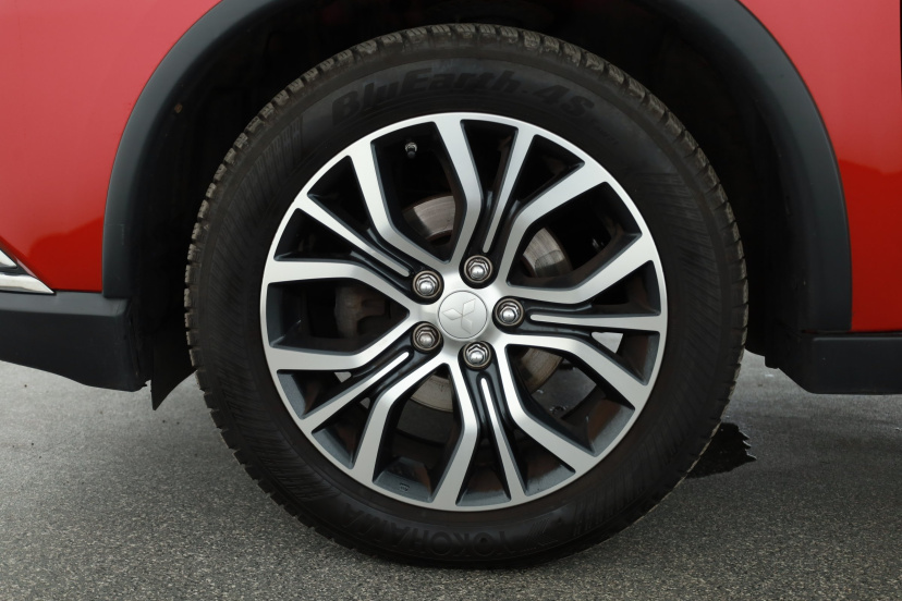 Mitsubishi Outlander, 2017