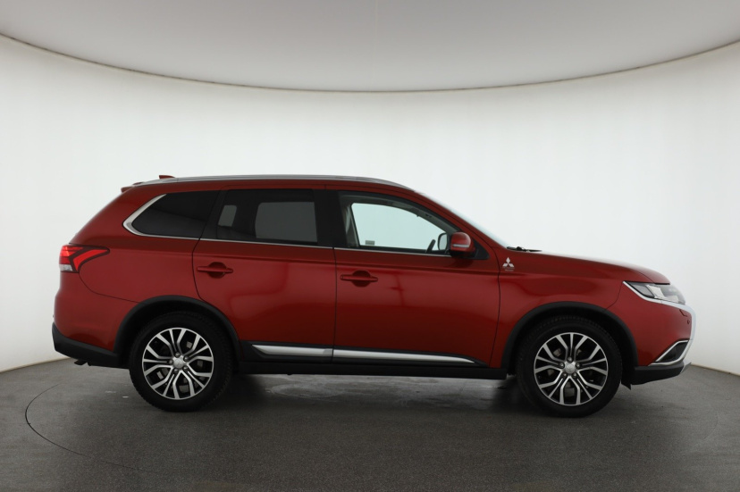 Mitsubishi Outlander, 2017