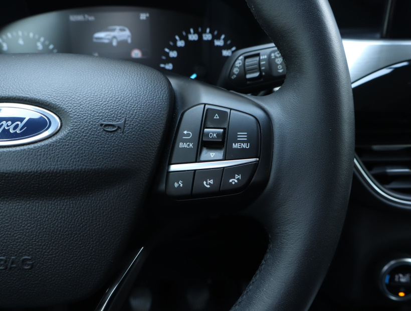 Ford Kuga, 2021