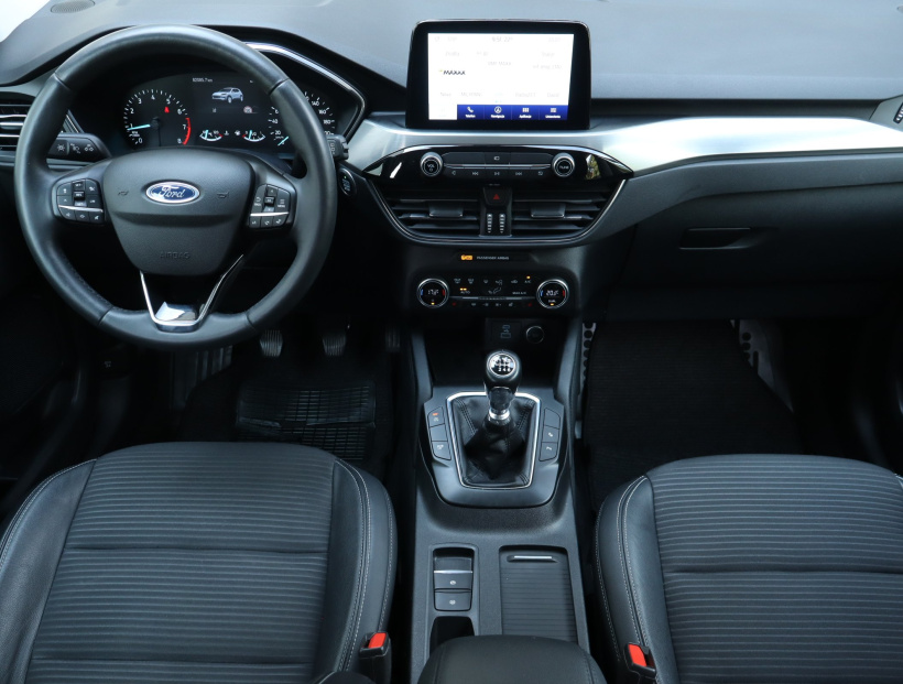 Ford Kuga, 2021