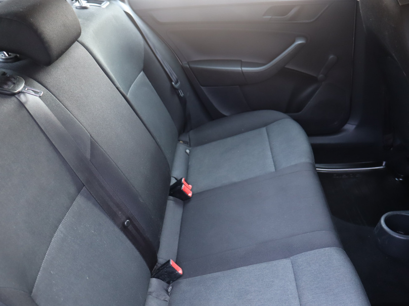 Škoda Rapid Spaceback, 2016