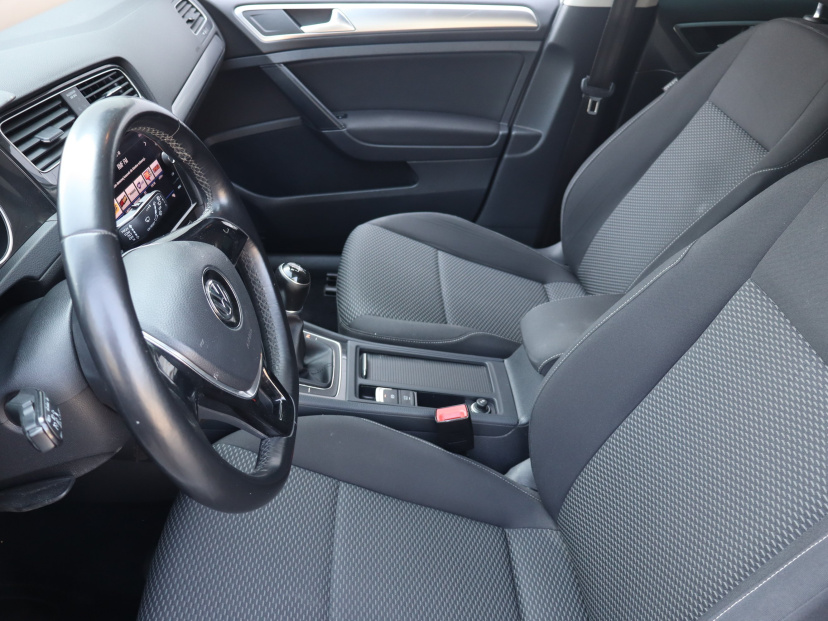 Volkswagen Golf, 2018