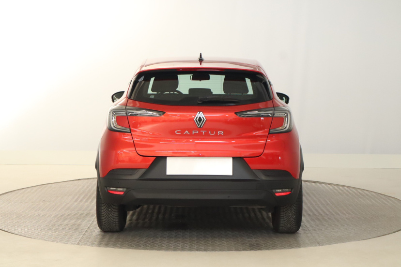 Renault Captur, 2024