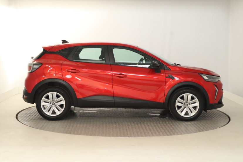 Renault Captur, 2024
