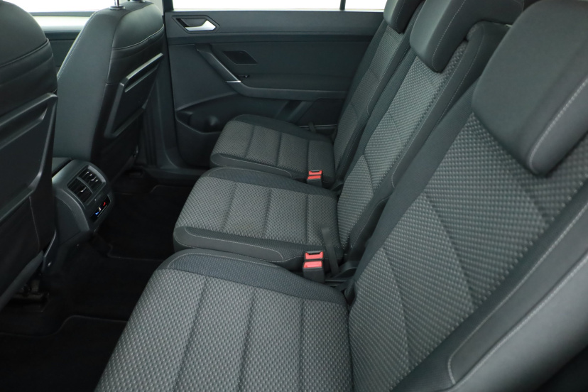 Volkswagen Touran, 2023