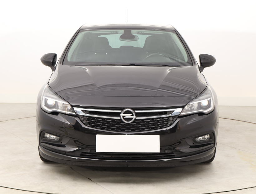 Opel Astra, 2018