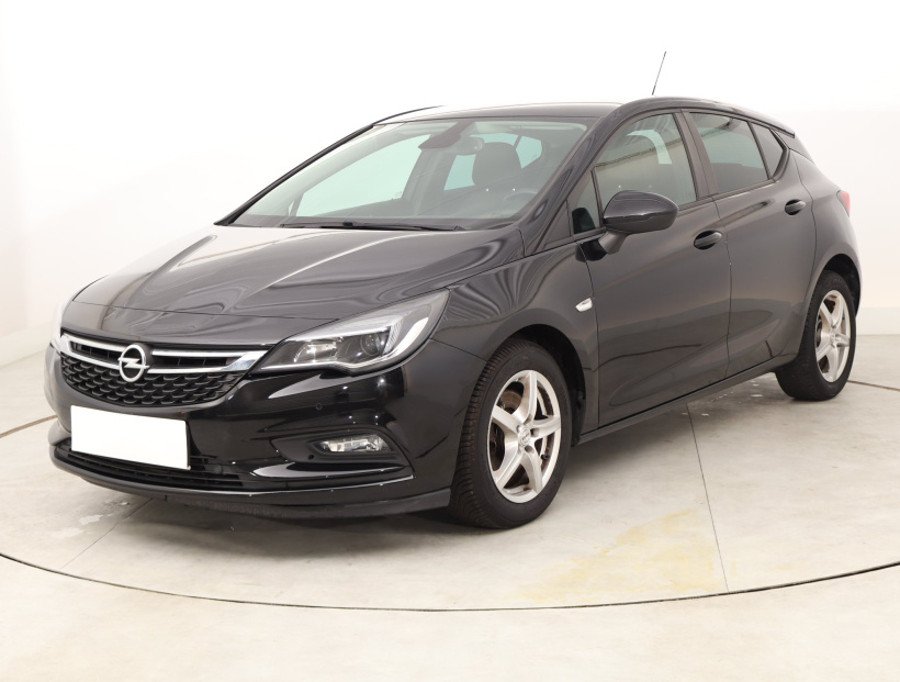 Opel Astra, 2018