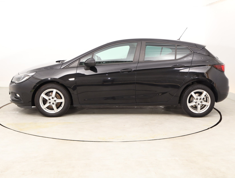 Opel Astra, 2018
