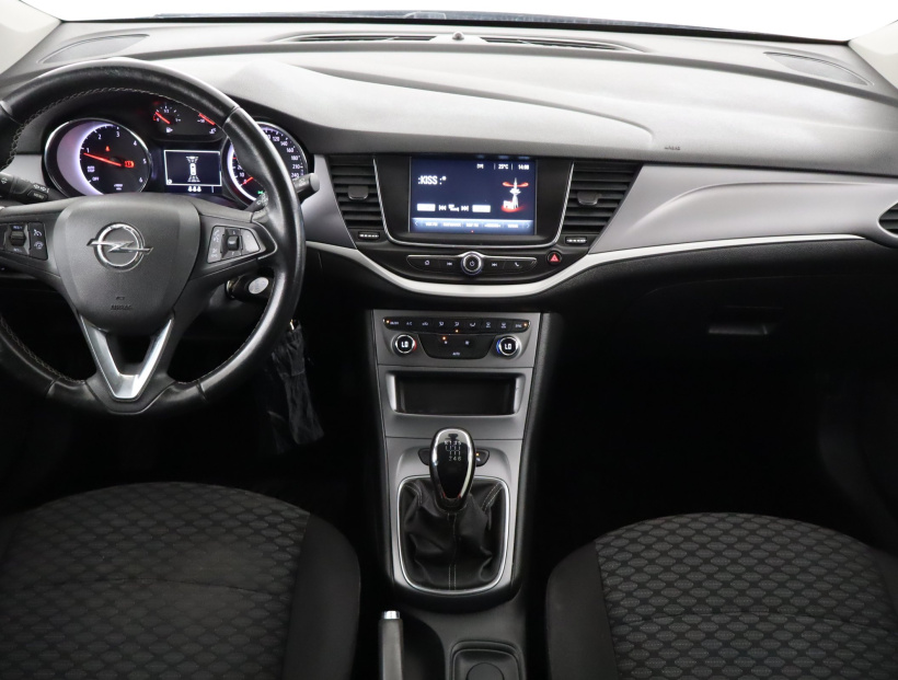 Opel Astra, 2018