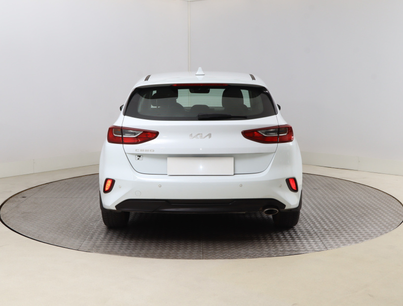 Kia Ceed, 2023