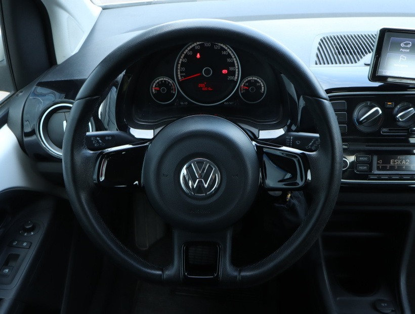 Volkswagen Up!, 2014