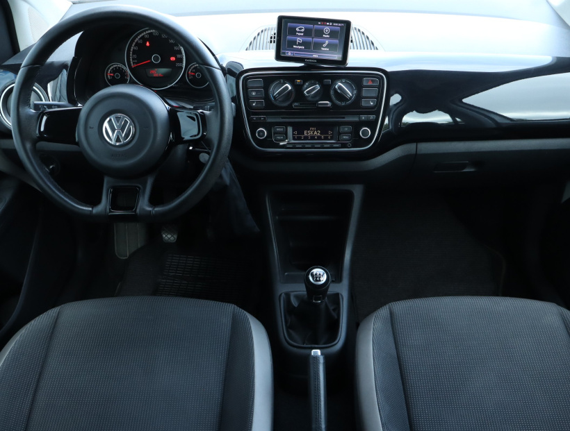 Volkswagen Up!, 2014
