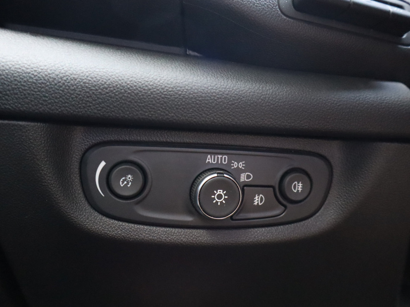 Opel Insignia, 2021