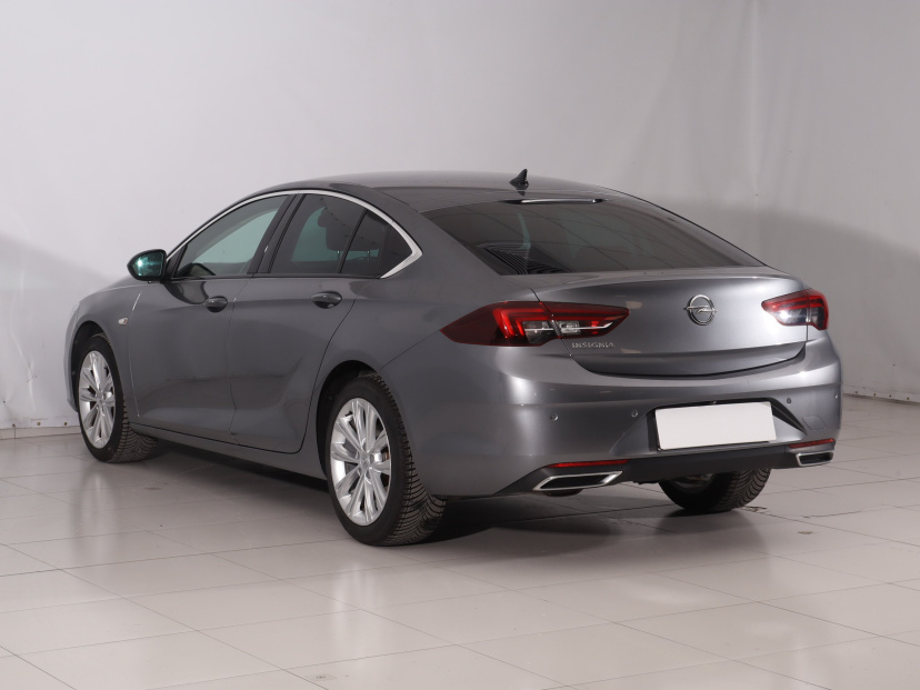 Opel Insignia, 2021