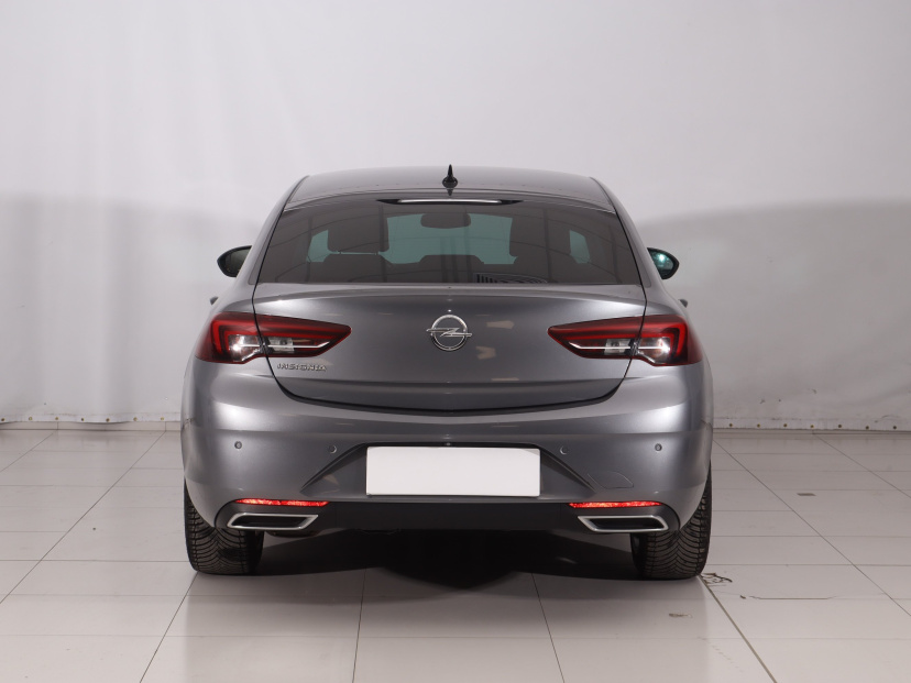 Opel Insignia, 2021