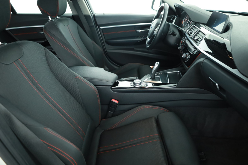 BMW 3, 2018