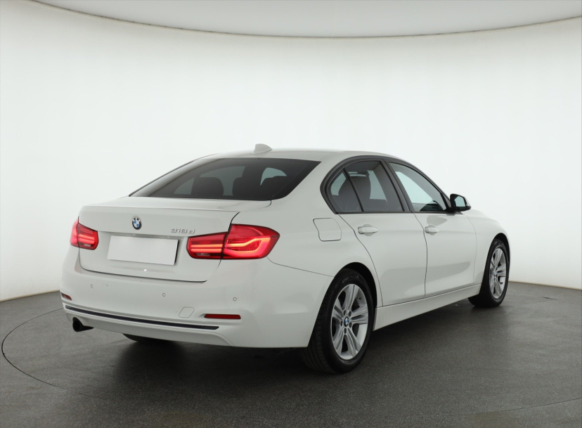 BMW 3, 2018
