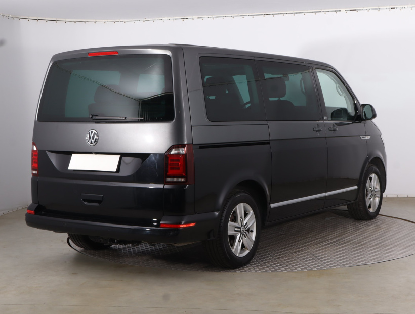 Volkswagen Multivan, 2022