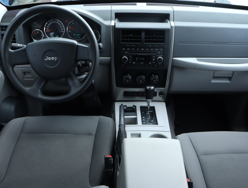 Jeep Cherokee, 2009