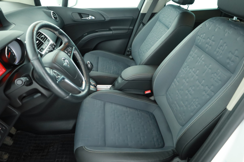 Opel Meriva, 2015