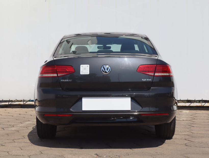 Volkswagen Passat, 2017