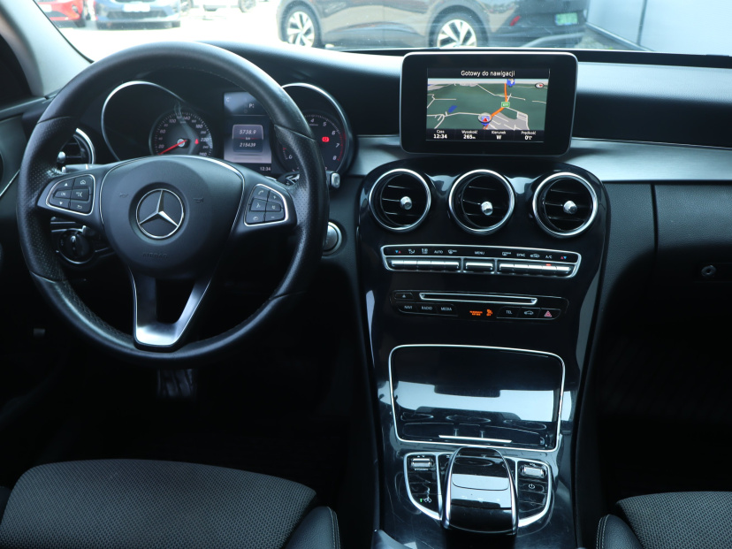 Mercedes-Benz C, 2017