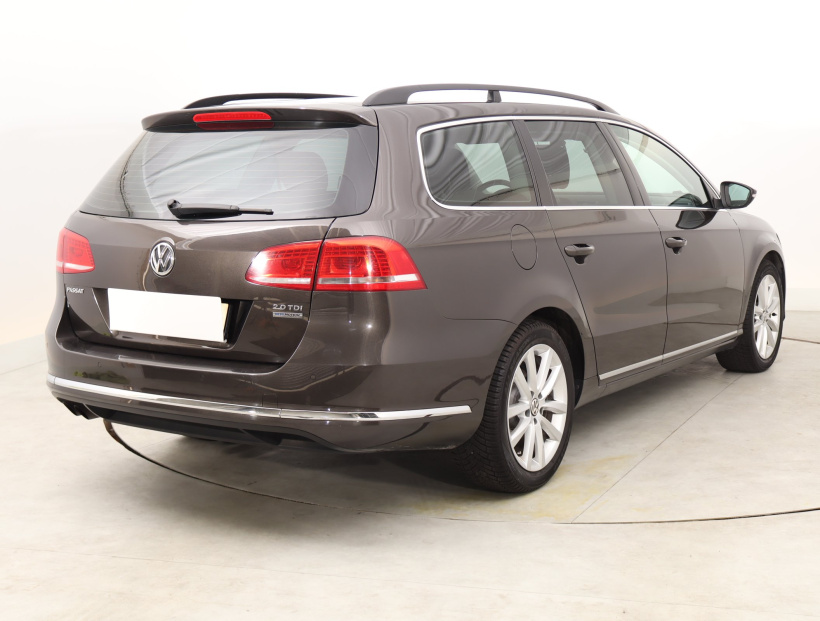 Volkswagen Passat, 2013