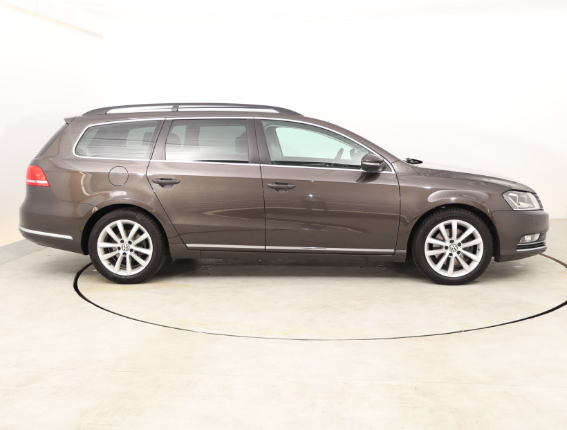 Volkswagen Passat, 2013