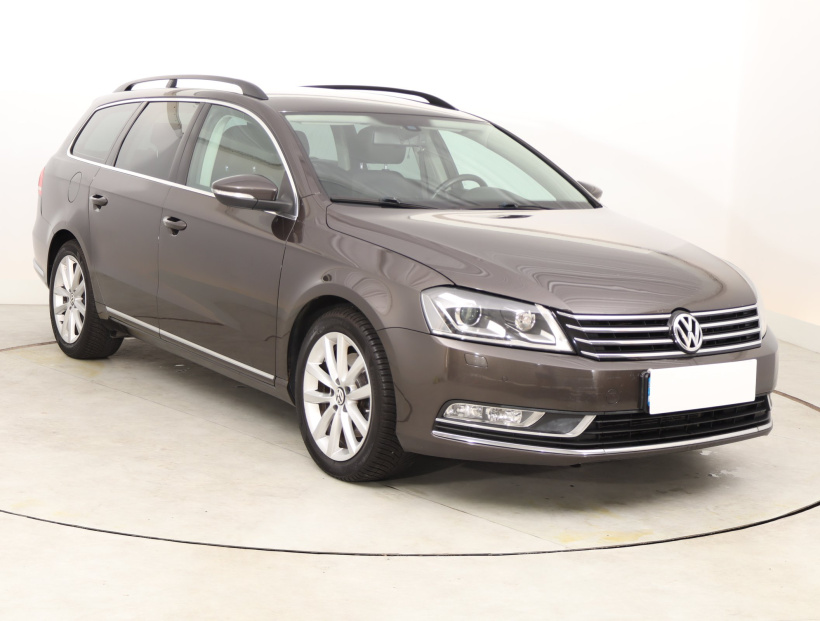 Volkswagen Passat, 2013