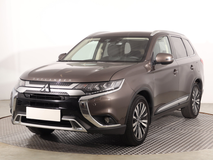 Mitsubishi Outlander, 2019