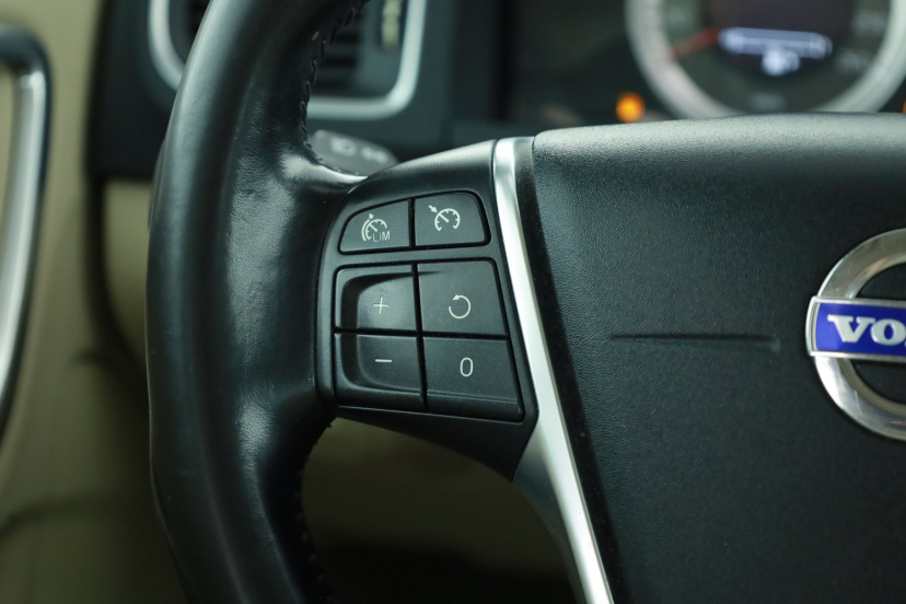 Volvo S60, 2011