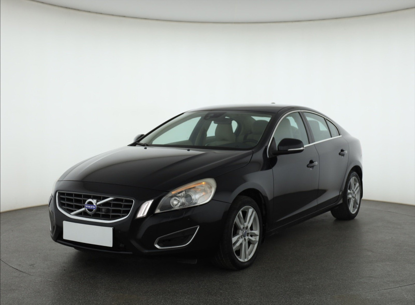 Volvo S60, 2011