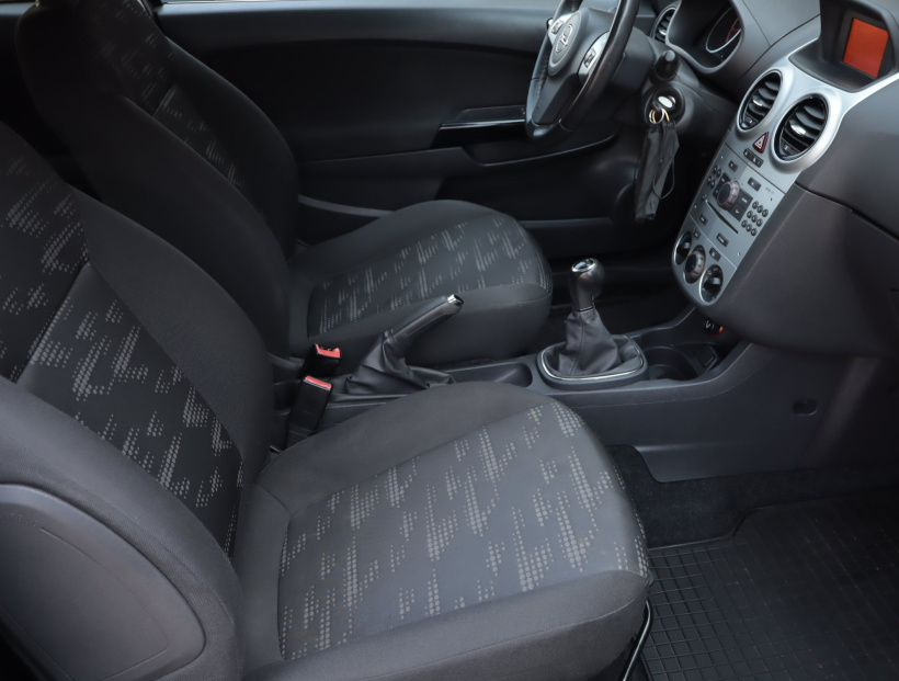 Opel Corsa, 2011