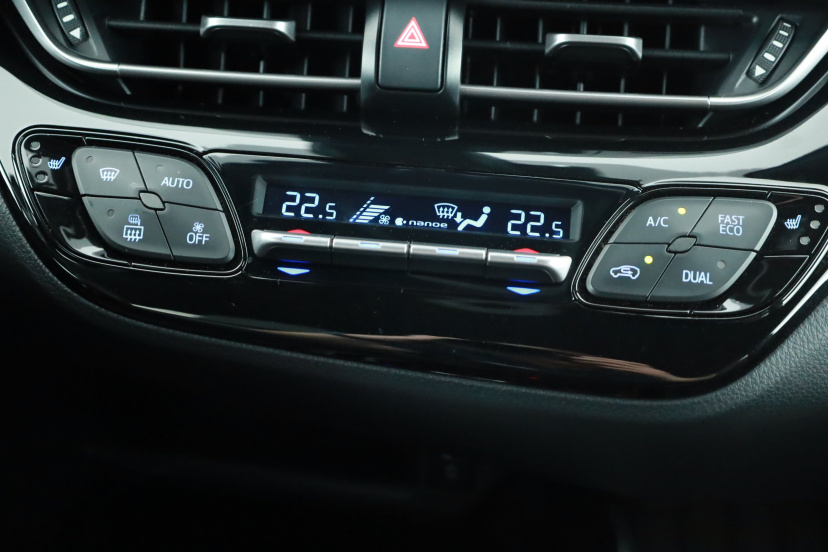Toyota C-HR, 2017