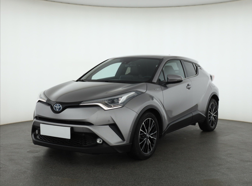 Toyota C-HR, 2017