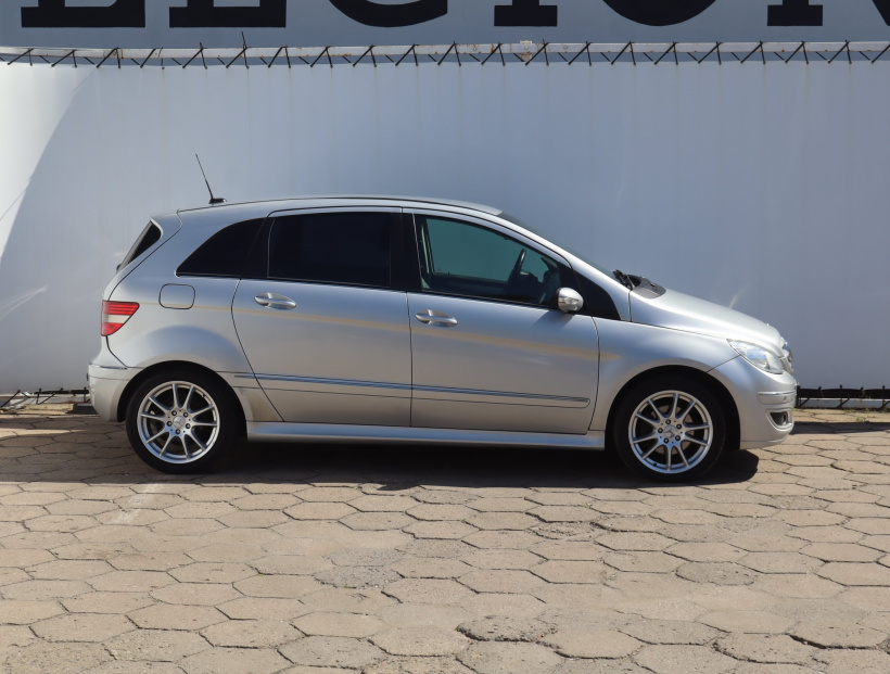 Mercedes-Benz B, 2006