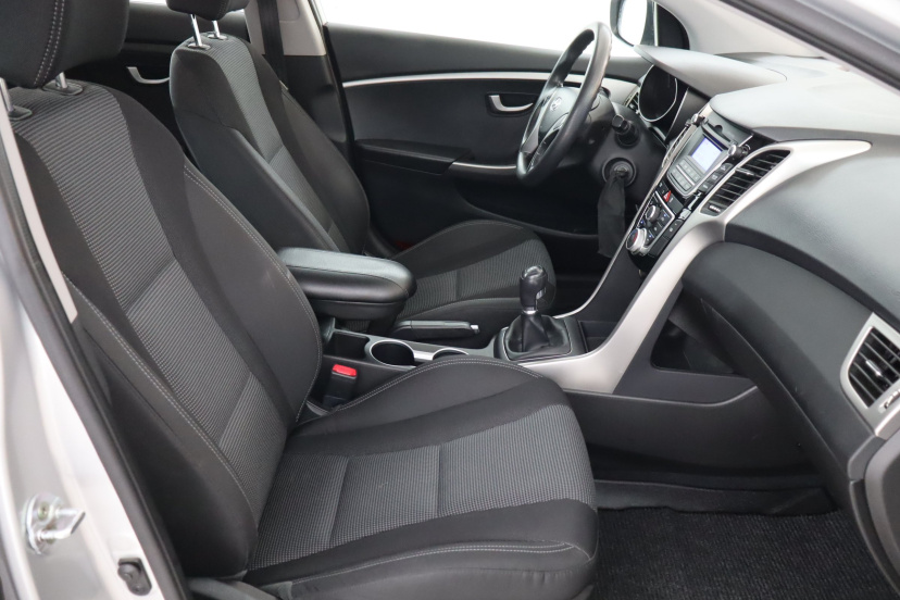 Hyundai i30, 2016