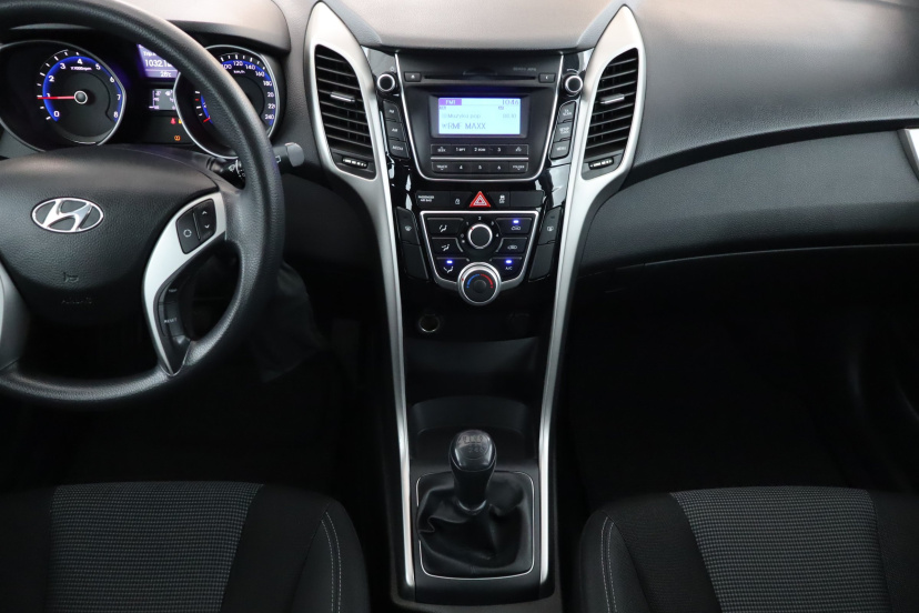 Hyundai i30, 2016