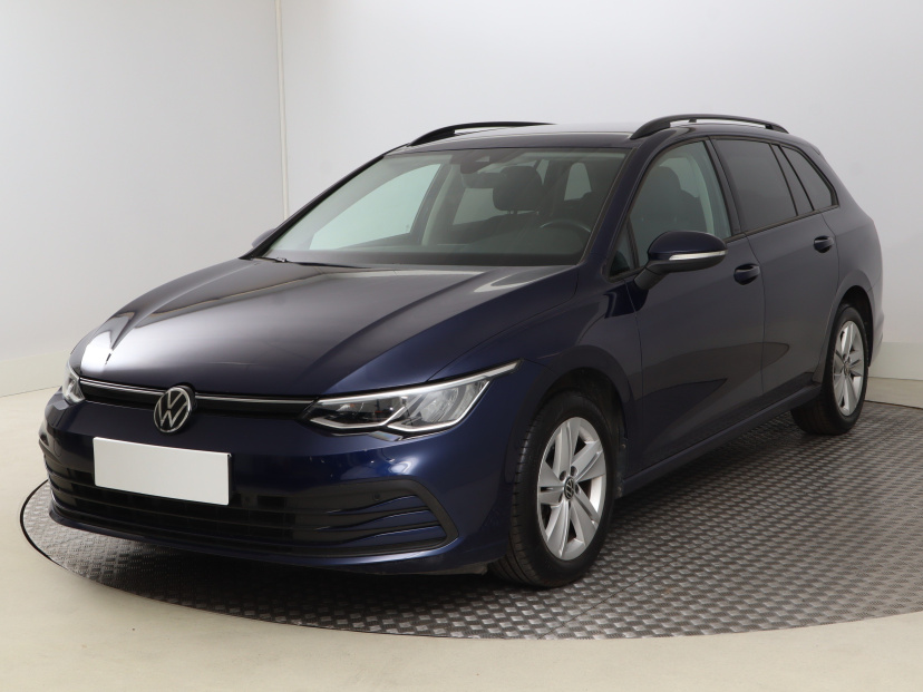 Volkswagen Golf, 2023