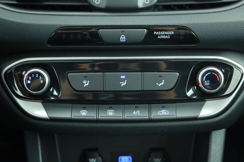 Hyundai i30, 2023