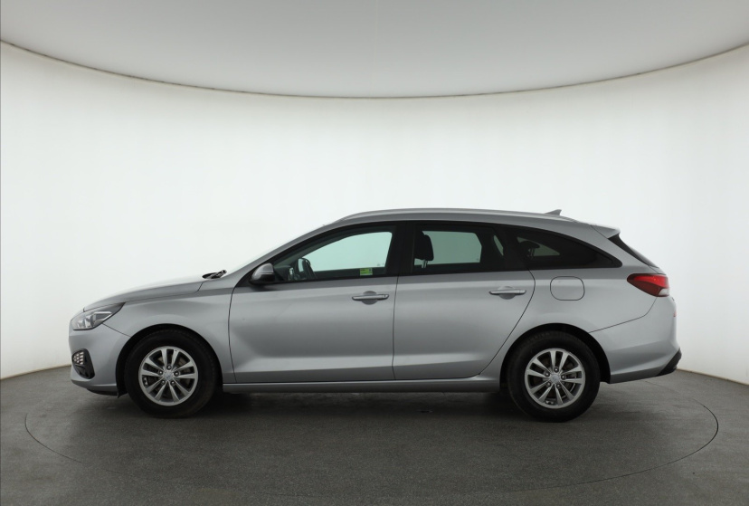 Hyundai i30, 2023