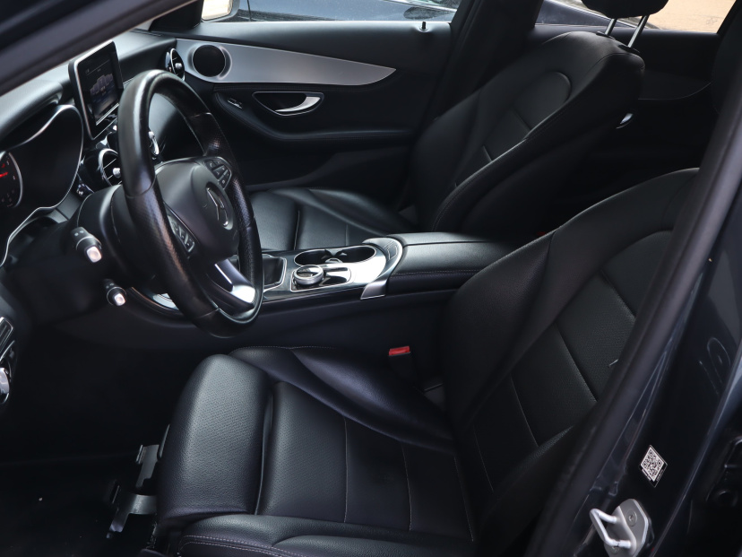 Mercedes-Benz C, 2015