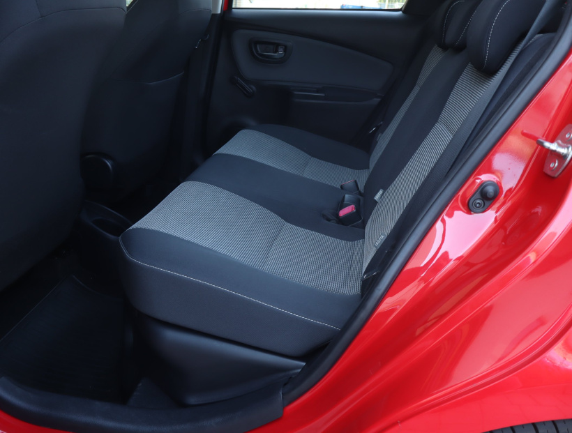 Toyota Yaris, 2015
