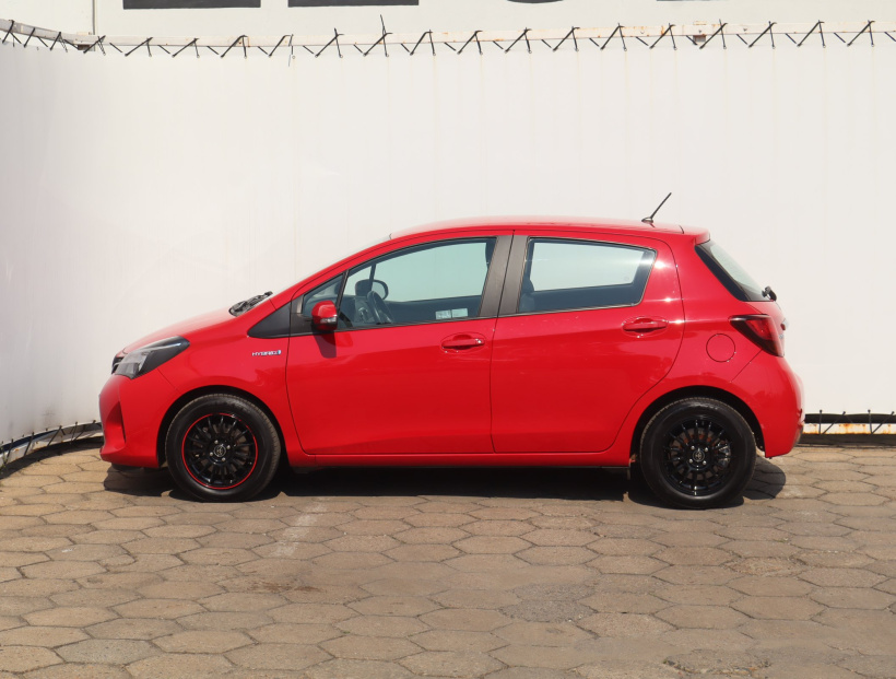 Toyota Yaris, 2015