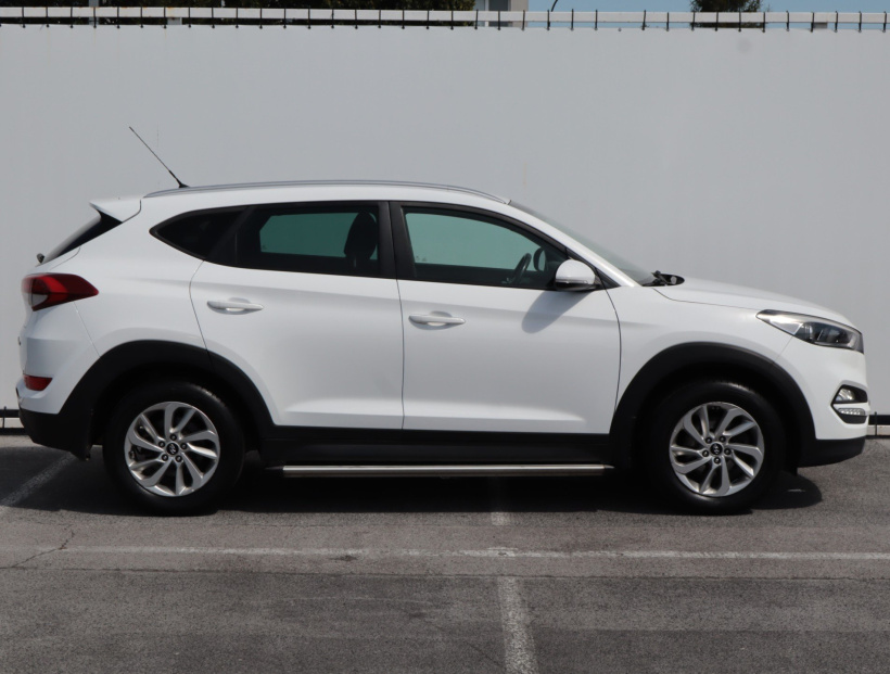 Hyundai Tucson, 2016
