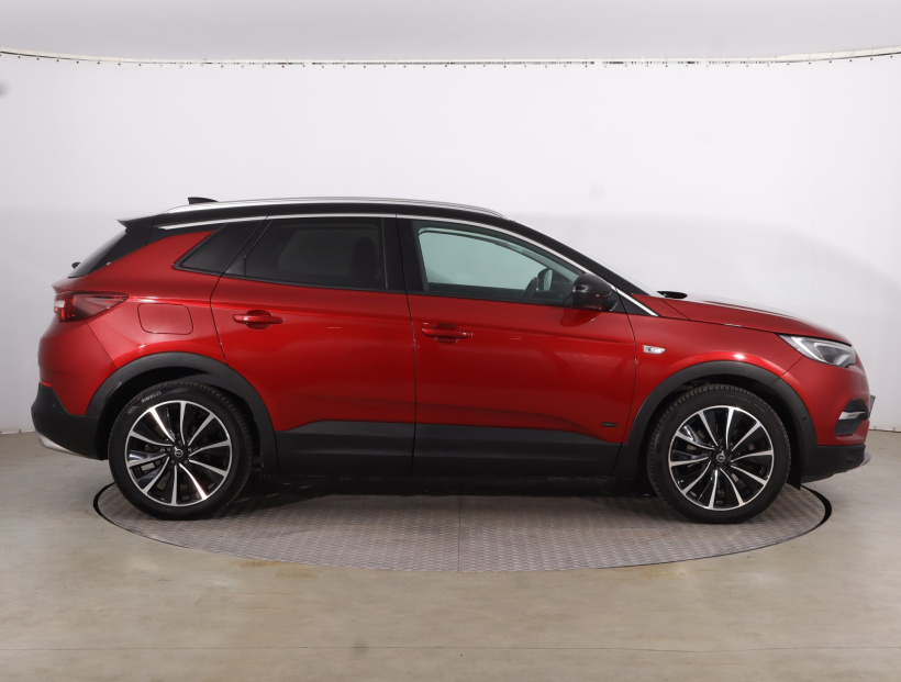 Opel Grandland, 2020
