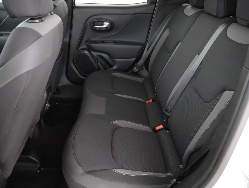 Jeep Renegade, 2024