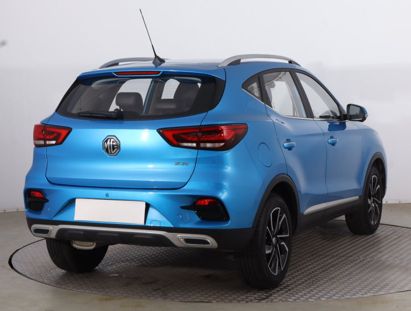 MG ZS SUV, 2025