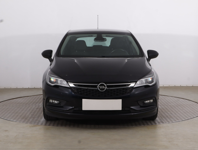 Opel Astra, 2019